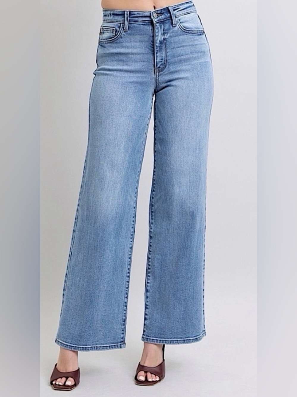 Judy Blue Light Wash Wide Leg Jeans